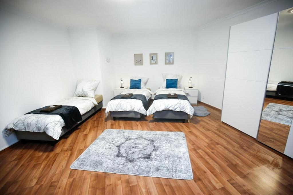 Business & Travel Apartment 150M, 15 Min Messe Frankfurt am Main ภายนอก รูปภาพ